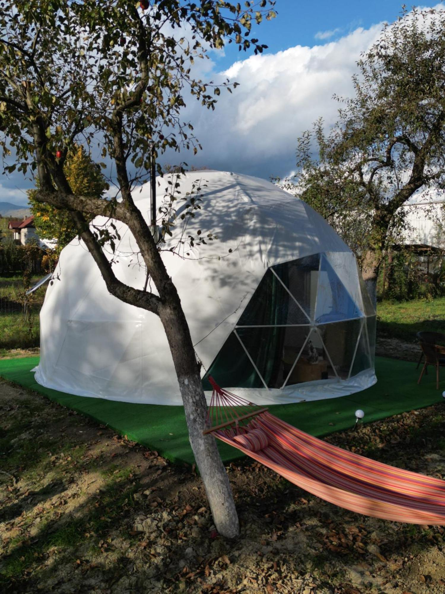 The Frog Glamping Hotel Хорезу Екстериор снимка
